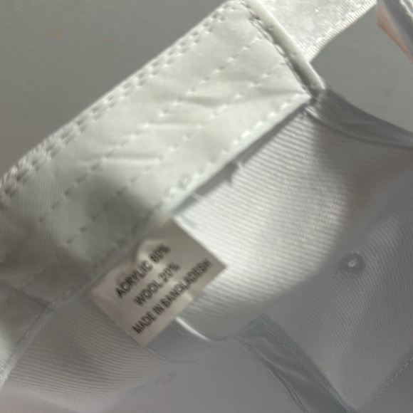 Love Inspired Baseball Cap (NWOT) - Picture 9 of 9